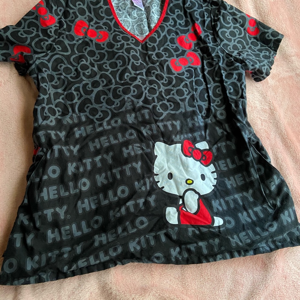 Hello Kitty by Sanrio Scrub Top size XL